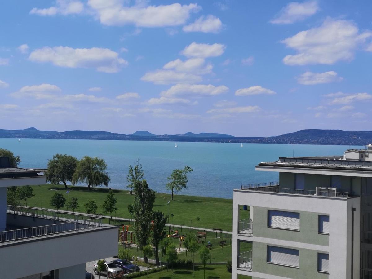 Silver Gray Appartment Balatonlelle Exterior photo